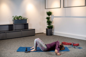 Posizione per allungare i pettorali